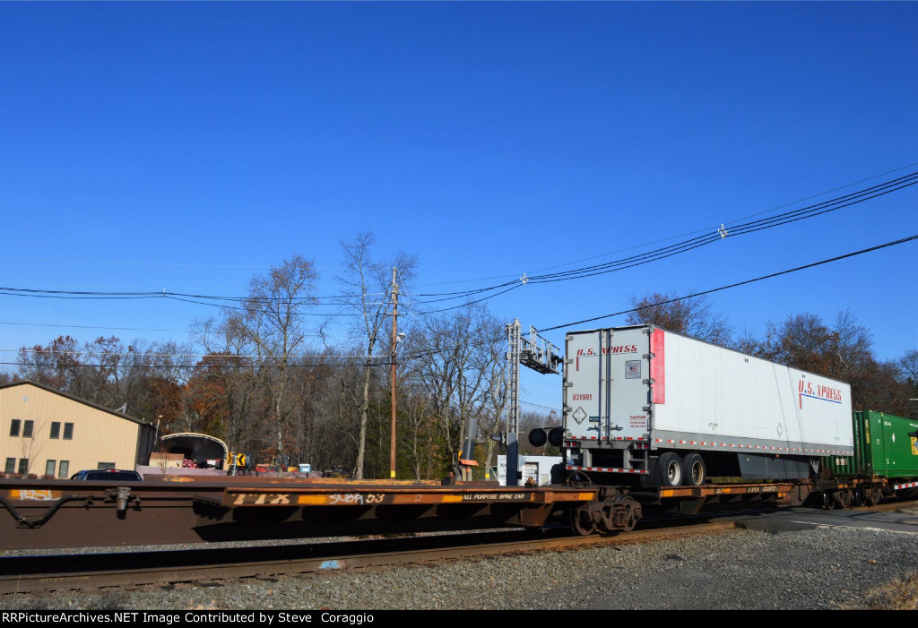 U.S. Express 53ft trailer # 831991 on TTAX 355172